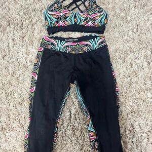 Gianni Bini Multicolor Activewear Set with Vibrant Patterns